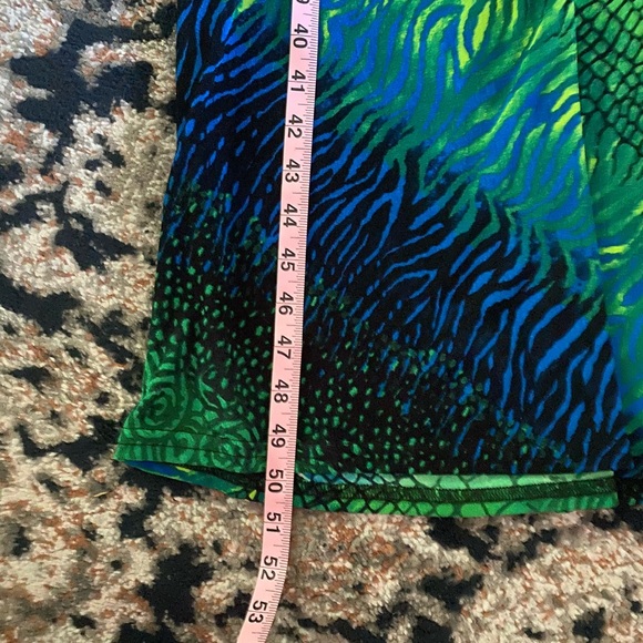 Jostar Vivid Animal Print Dress - Picture 8 of 9